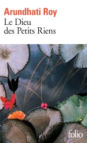 Couverture du roman "Le Dieu des petits riens"